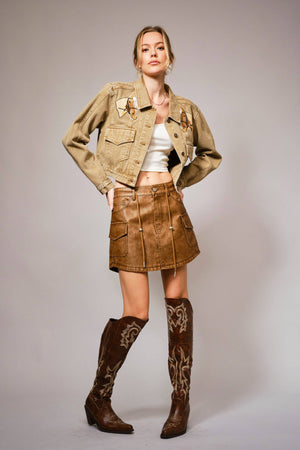 Garment Washed Embroidered Denim Jacket: WASHED BROWN